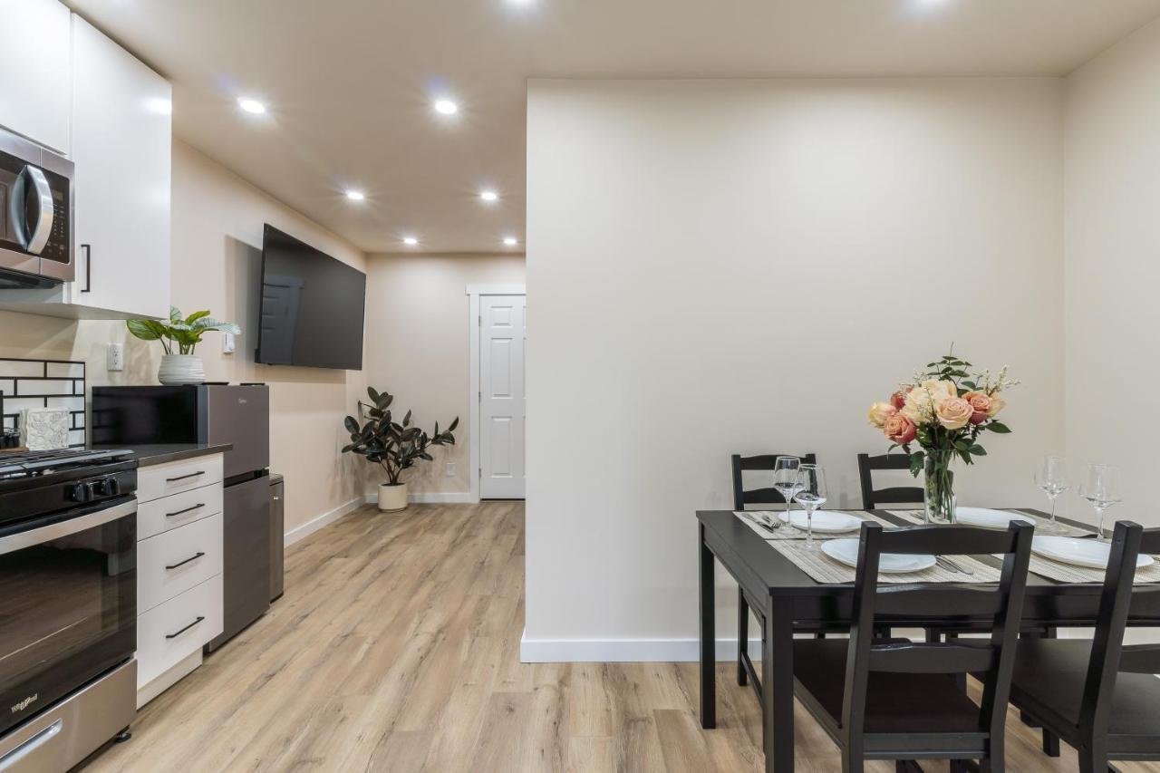 Beautiful Place With A Great Location, Free Parking, Wifi & Large Tv. Federal Way Buitenkant foto